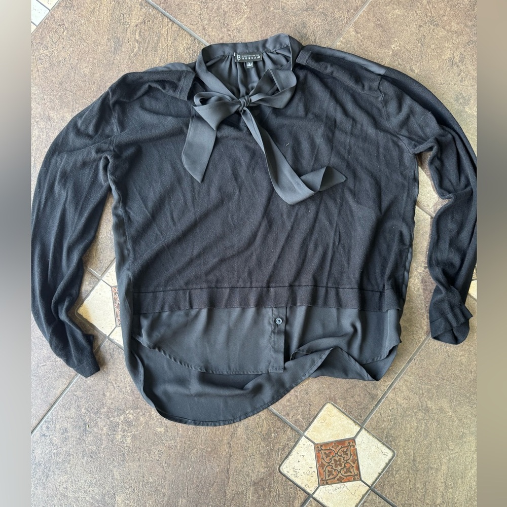 2/$8 SHIRTS 👚 SALE | Bobeau Charcoal Bow Tie Blouse
